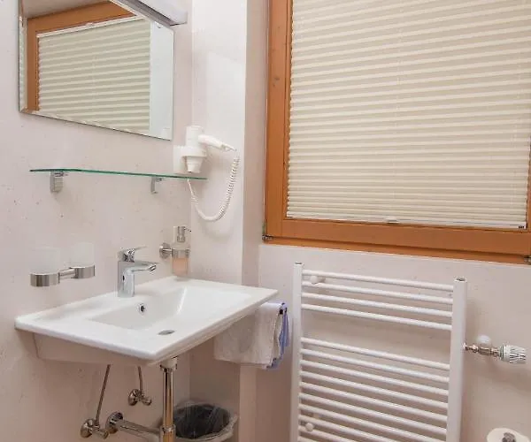 ゲストハウス Tipotsch シュヴェンダウ