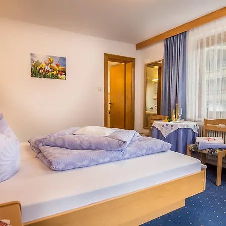 Tipotsch Pensionat 3*